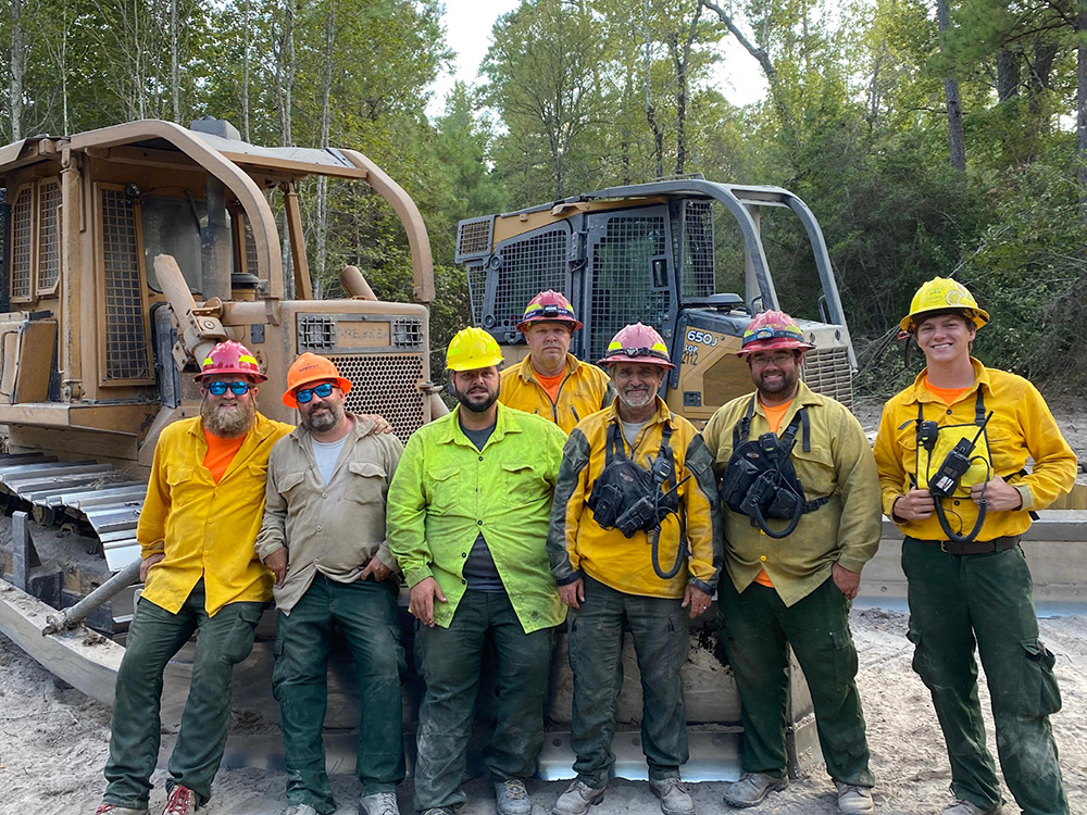 Group of Firefighters from Rayonier's Southwest Resource Unit